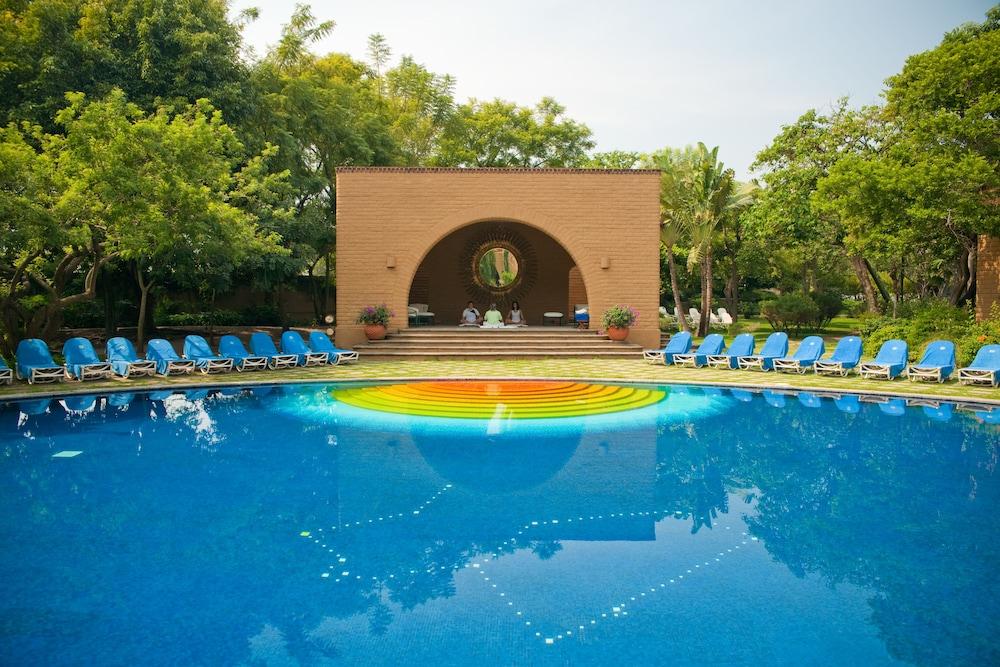 Mision Del Sol Resort & Spa Adults Only Cuernavaca Bagian luar foto